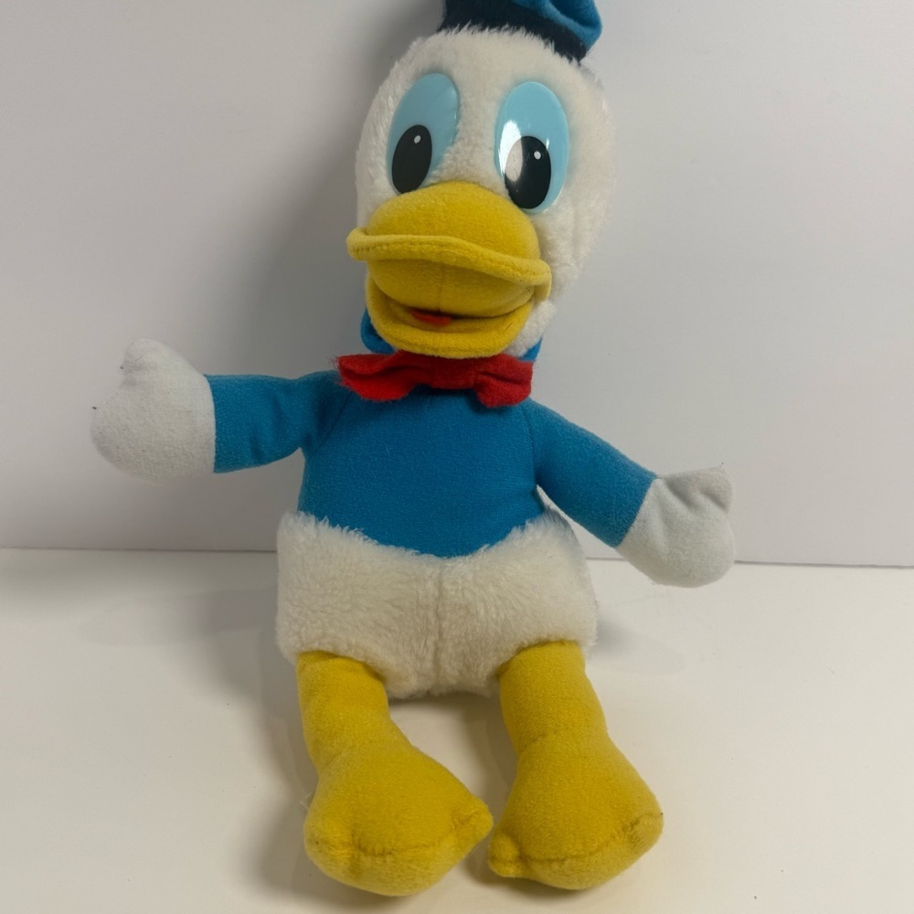 Vintage Disneyland Old Style Donald Duck Plush Stuffed Animal (Korea) VGC - Picture 4 of 9